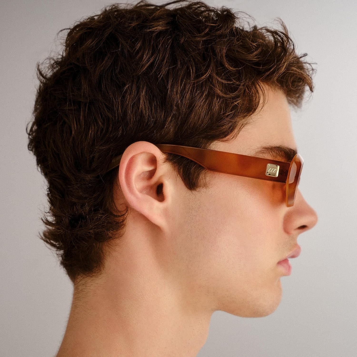 image:imageLe Specs Work It Sunglasses  Oval Unisex Minimalist Sleek StyleVintage Tort FrameAmber Lens