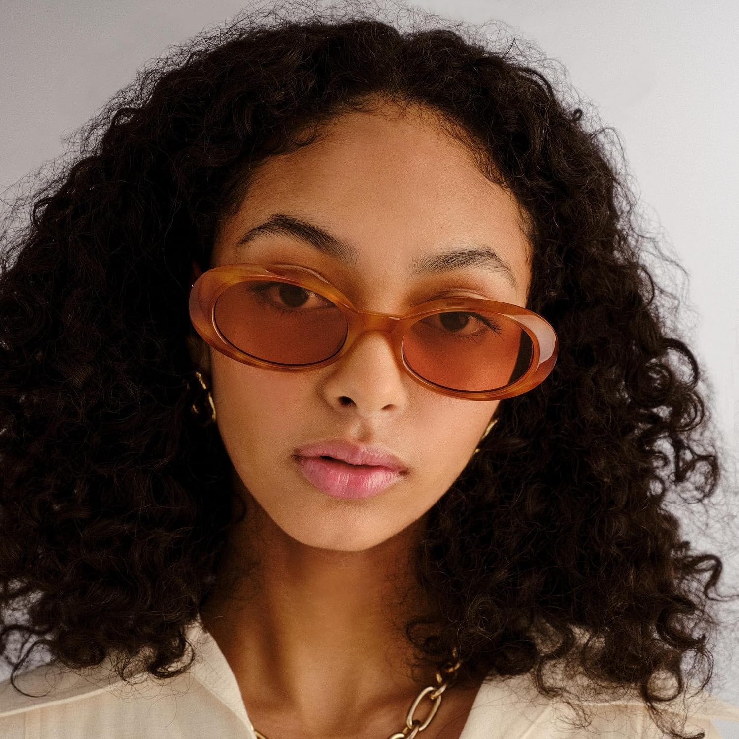 image:imageLe Specs Work It Sunglasses  Oval Unisex Minimalist Sleek StyleVintage Tort FrameAmber Lens